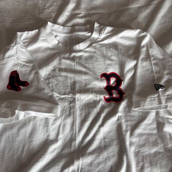 Assorted T-shirt - Picture 2 of 4